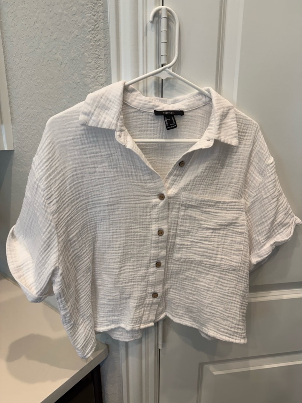 Forever 21 White Textured Top - Black Label